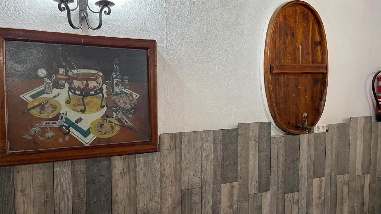 Hostal La Premsa Arenys de Mar Bagian luar foto