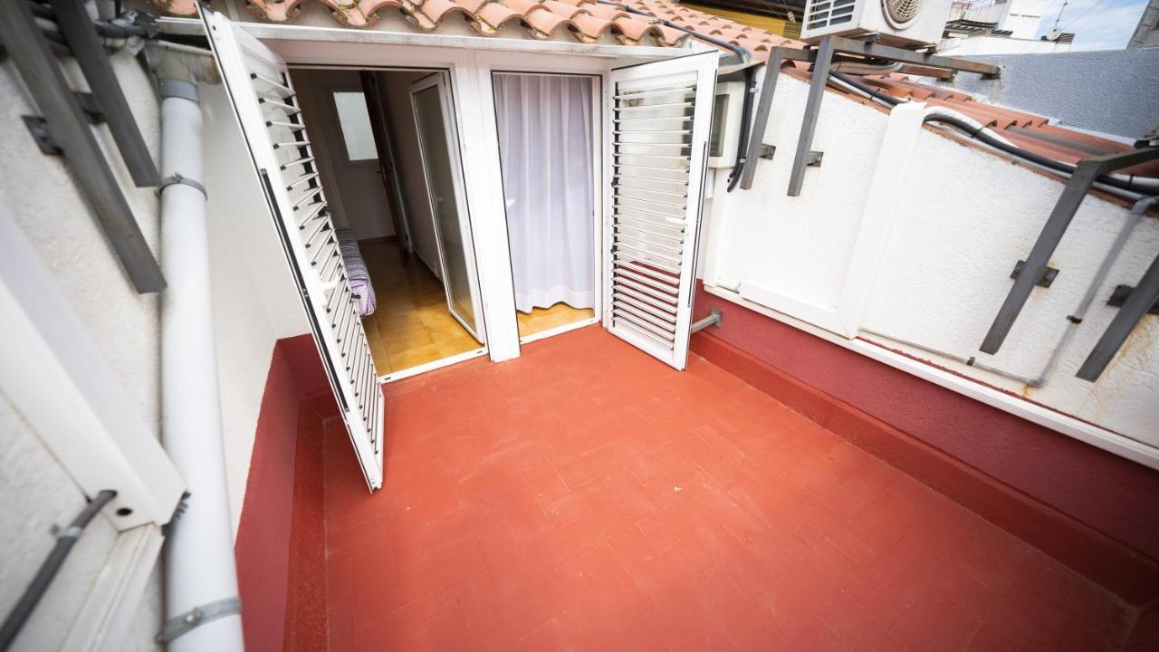 Hostal La Premsa Arenys de Mar Bagian luar foto