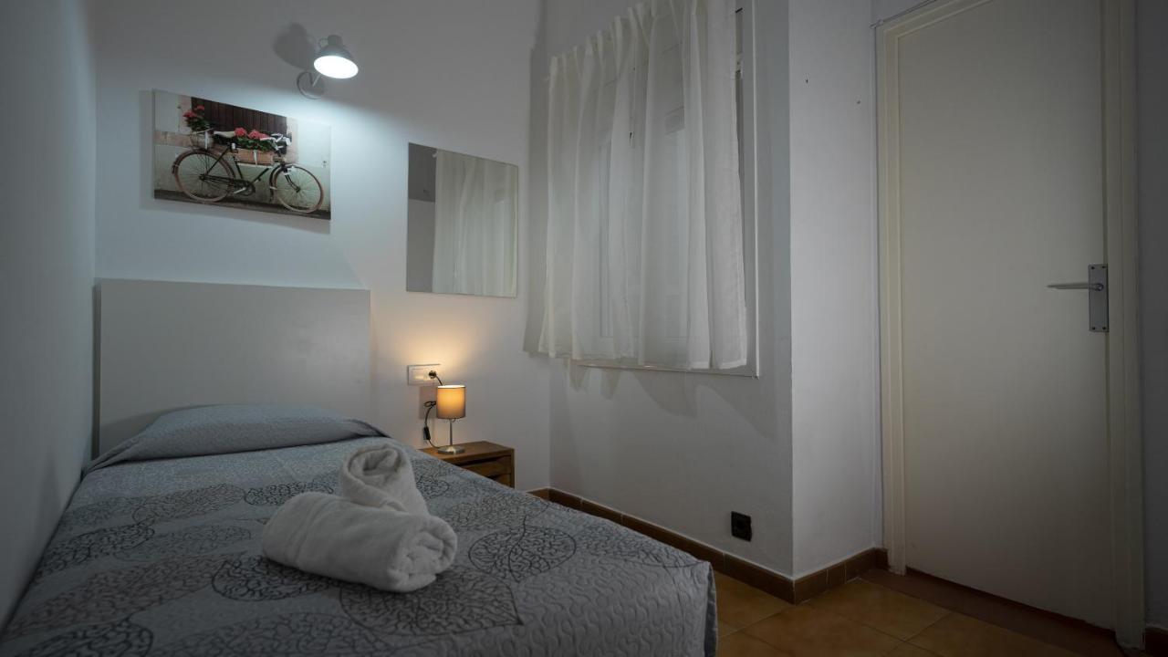 Hostal La Premsa Arenys de Mar Bagian luar foto